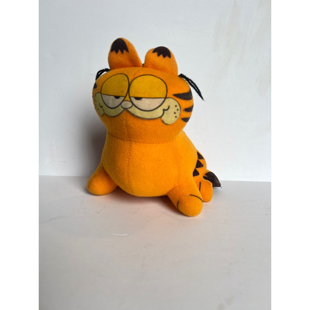 Vintage 1981 Garfield Plush Fun Farm Stuffed Animal Cat Toy Orange 6.5 Inch